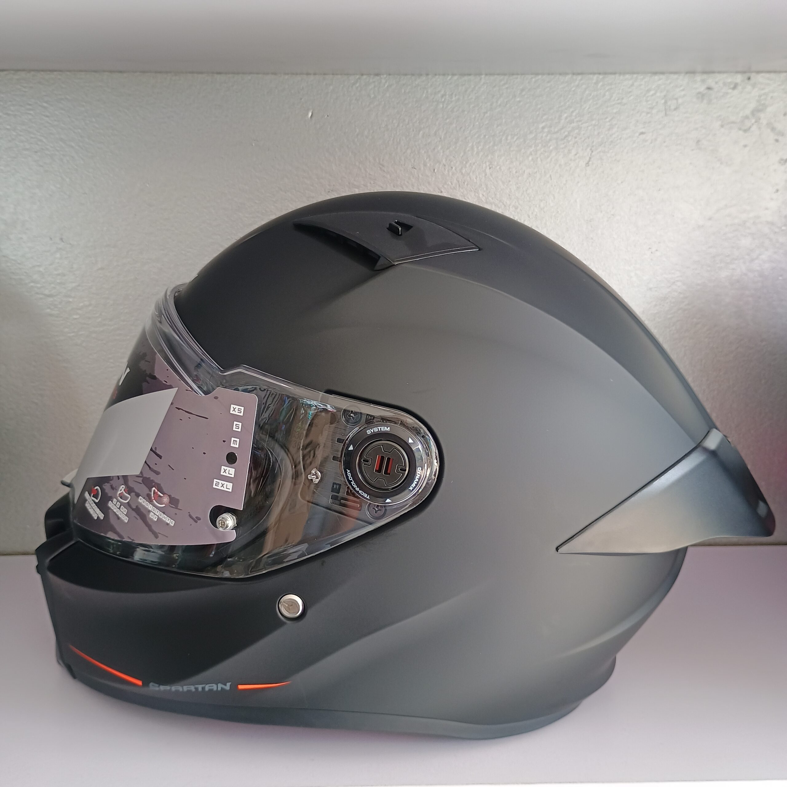 Casco Spartan Fenix